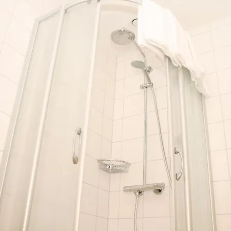 Zur Post Hotel 3*